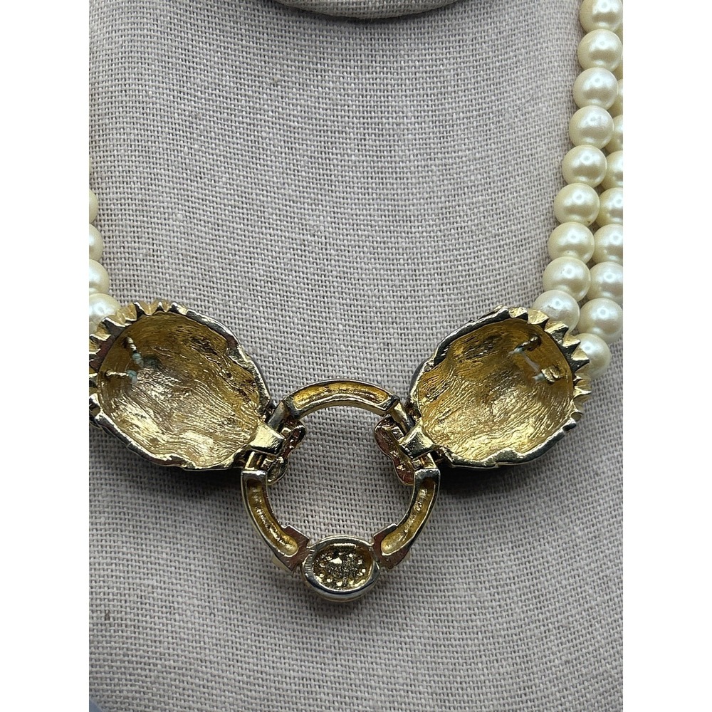 White Faux Pearl Beaded Choker Necklace Panther Heads Gold Tone 15in Statement - Picture 3 of 5